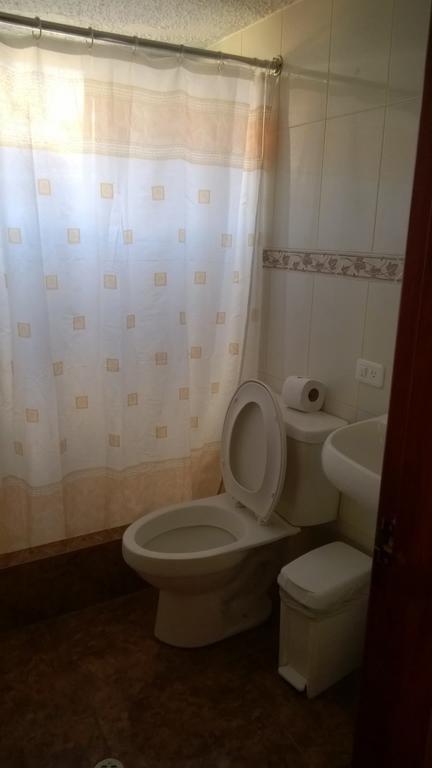 Hostal El Roble Quito Room photo